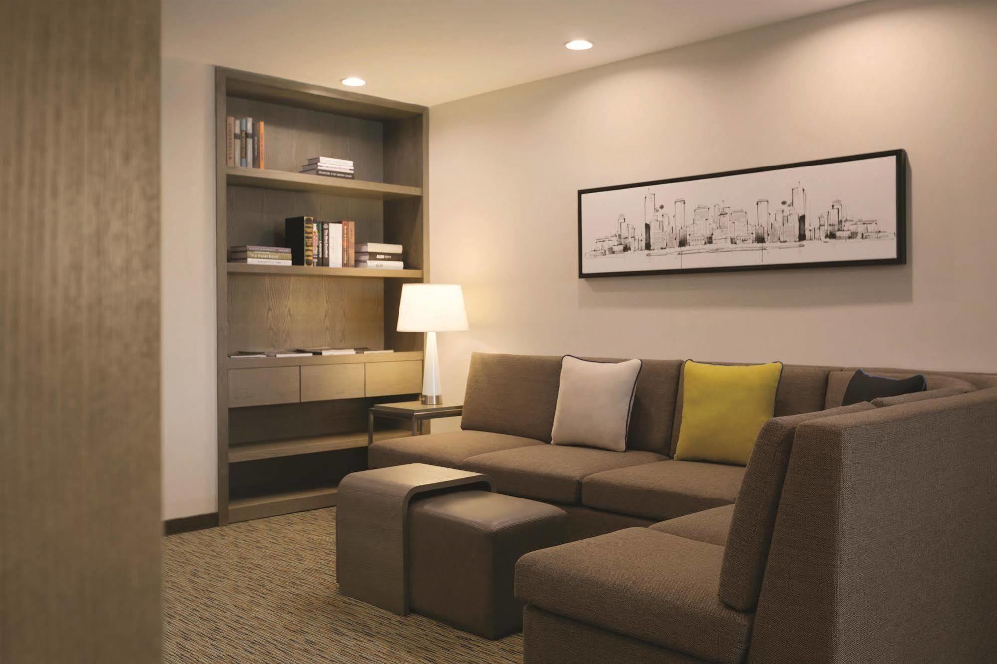 Отель Hyatt House Shenzhen Airport Экстерьер фото